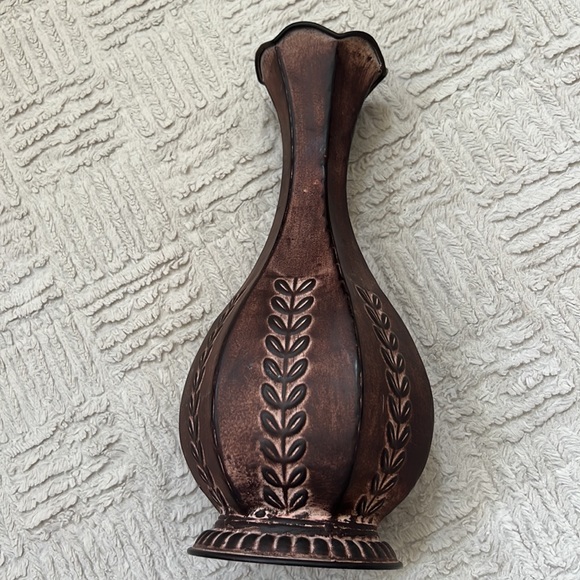 Metal decorative vase, Embossed Metal Floral Decorative Vase,  home decor - Picture 3 of 16